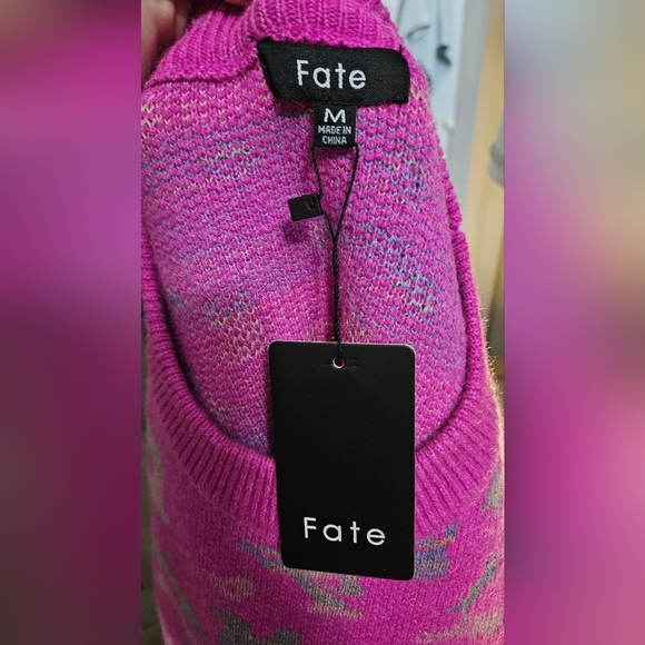 FATE Pink Puff Sleeve leopard sweater. Size medium NWT - Picture 12 of 13